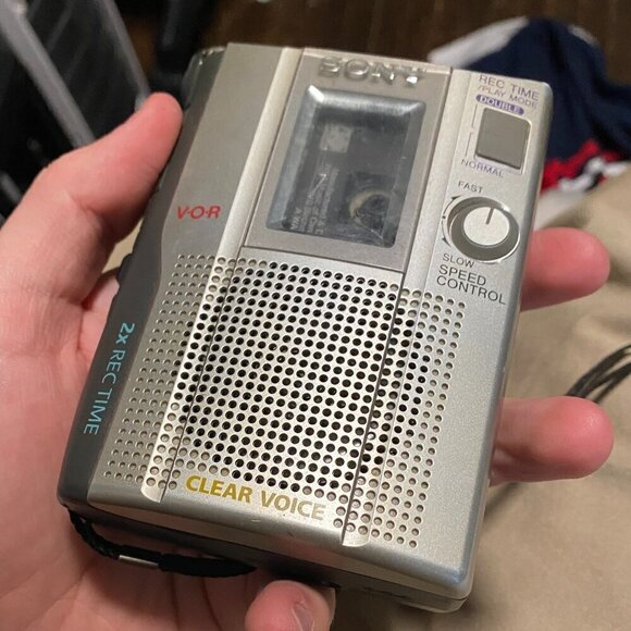 Vintage Sony TCM-200DV Handheld Cassette Clear Voice Recorder/Player VOR - Picture 2 of 10